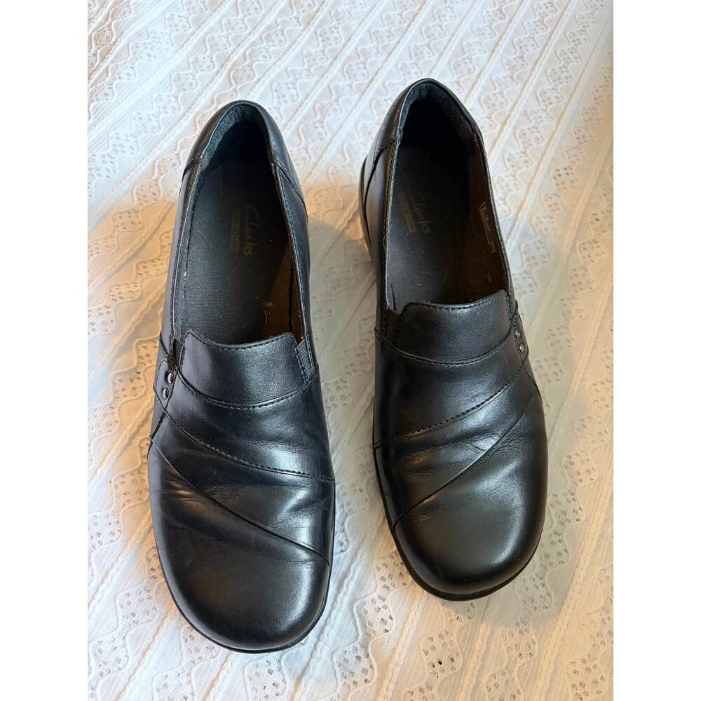Clarks Black Leather Slip On Loafers Comfort Shoes Women's Size 8.5